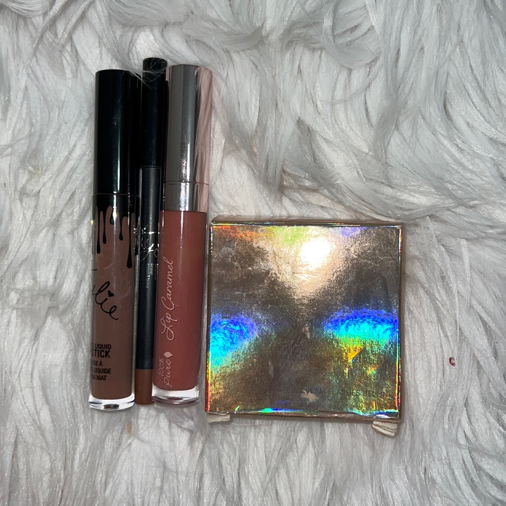 Becca highlighter bundle